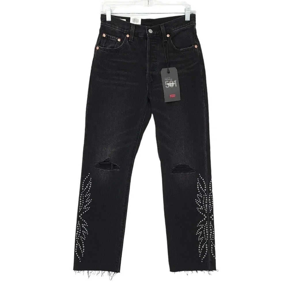 Levi's 501 Studded Cropped Jeans - Picture 2 of 8